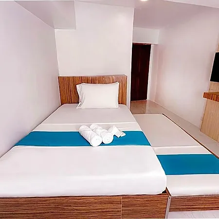 Circuit Hostel Makati